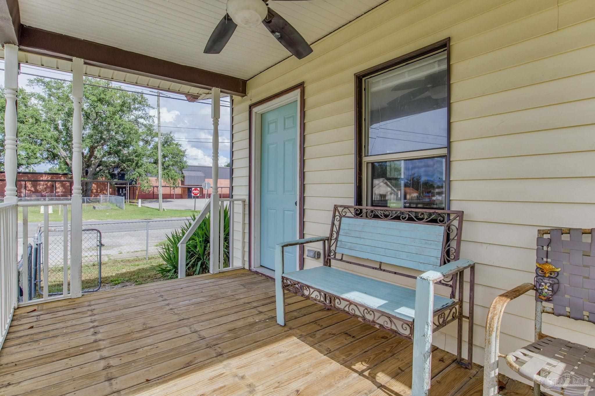 5163 Ward Basin Road Milton, FL 32583 - Photo 4 of 48 Gallery Image 4
