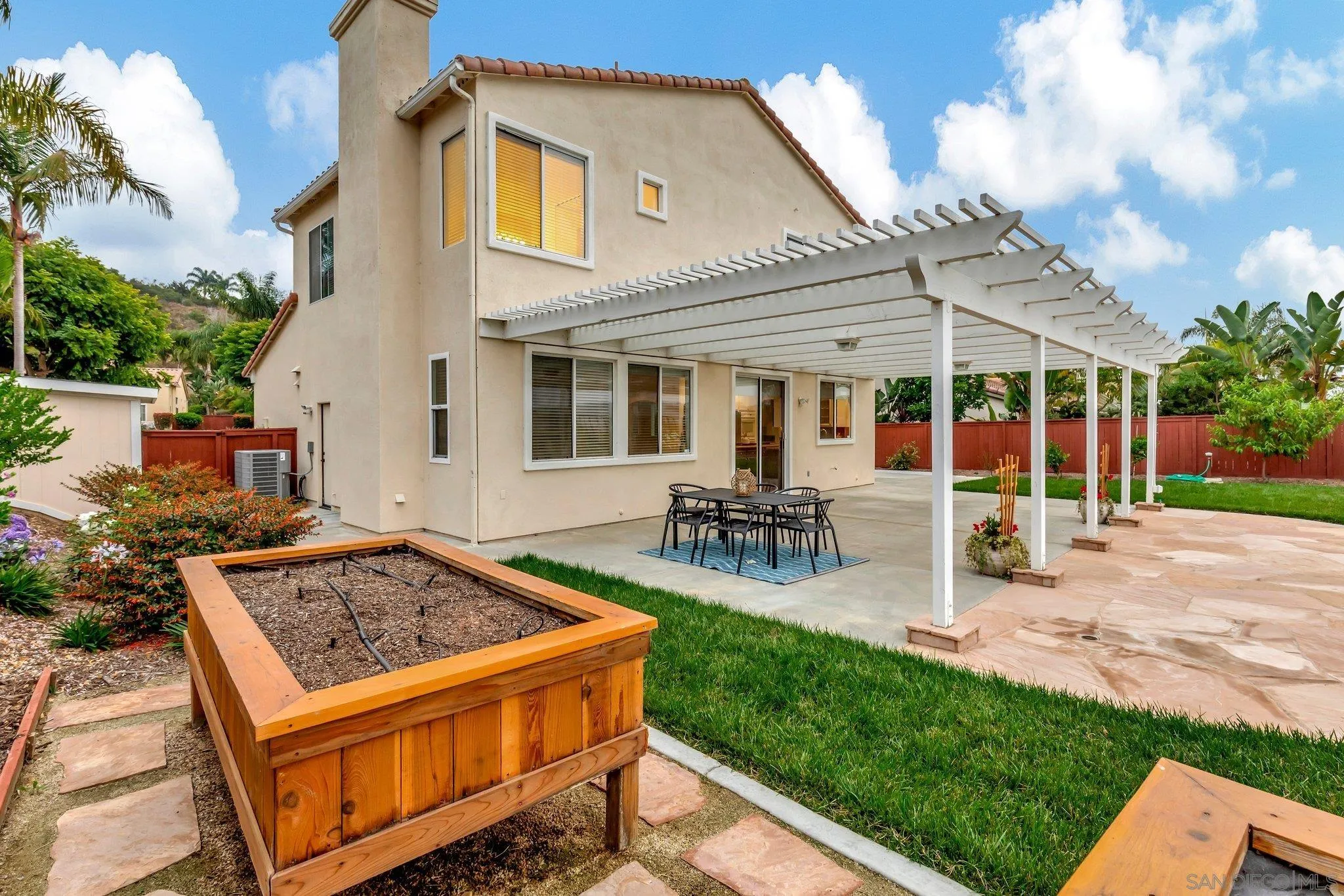 2329 Masters Road Carlsbad, CA 92008 - Photo 3 of 34 Gallery Image 3