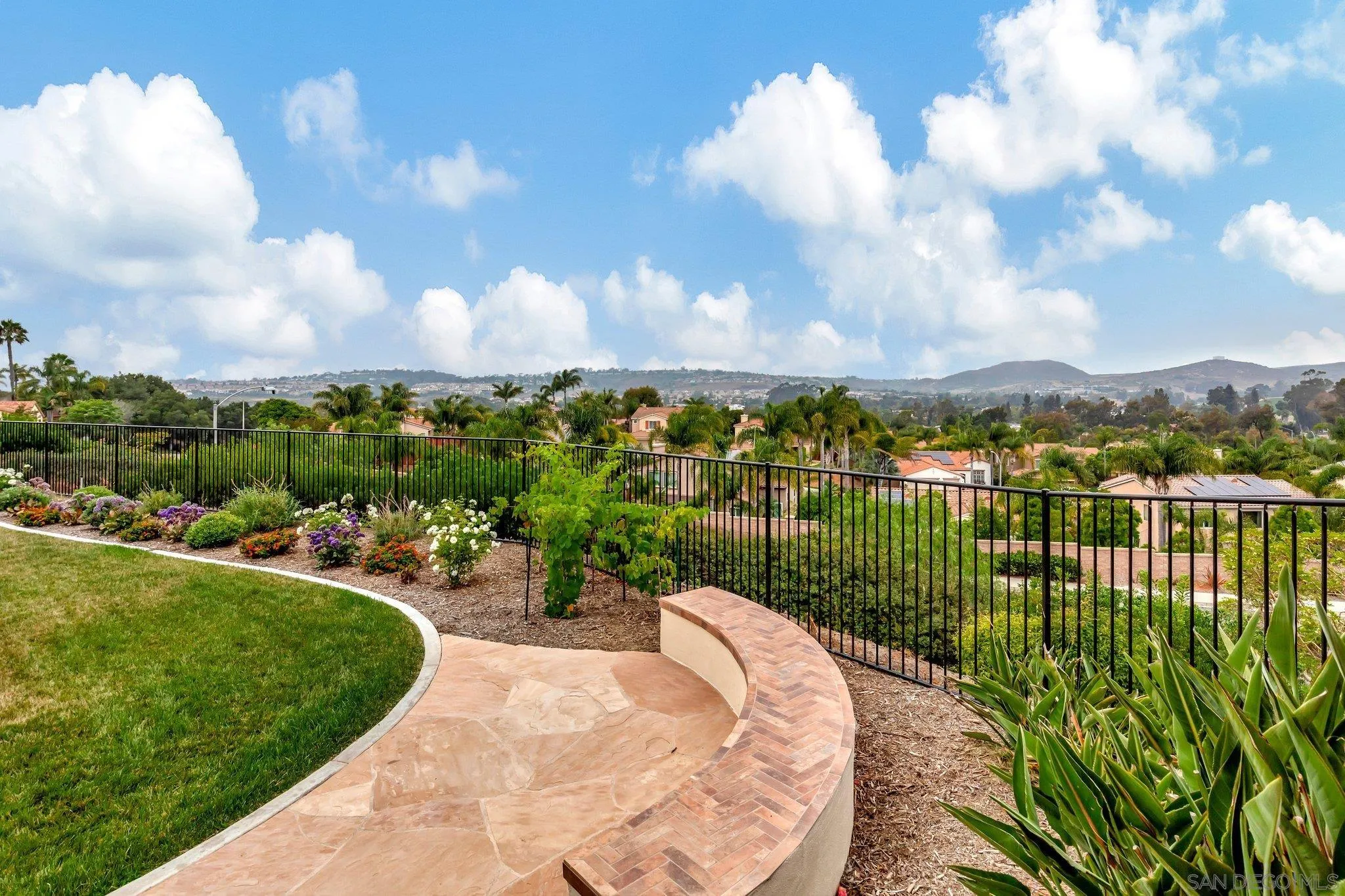 2329 Masters Road Carlsbad, CA 92008 - Photo 9 of 34 Gallery Image 9
