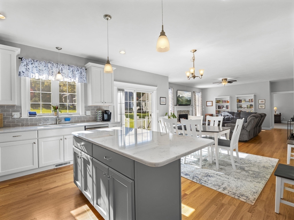 95 Hummingbird Lane, Unit 22 Groton, MA 01450 - Photo 14 of 37 Gallery Image 14