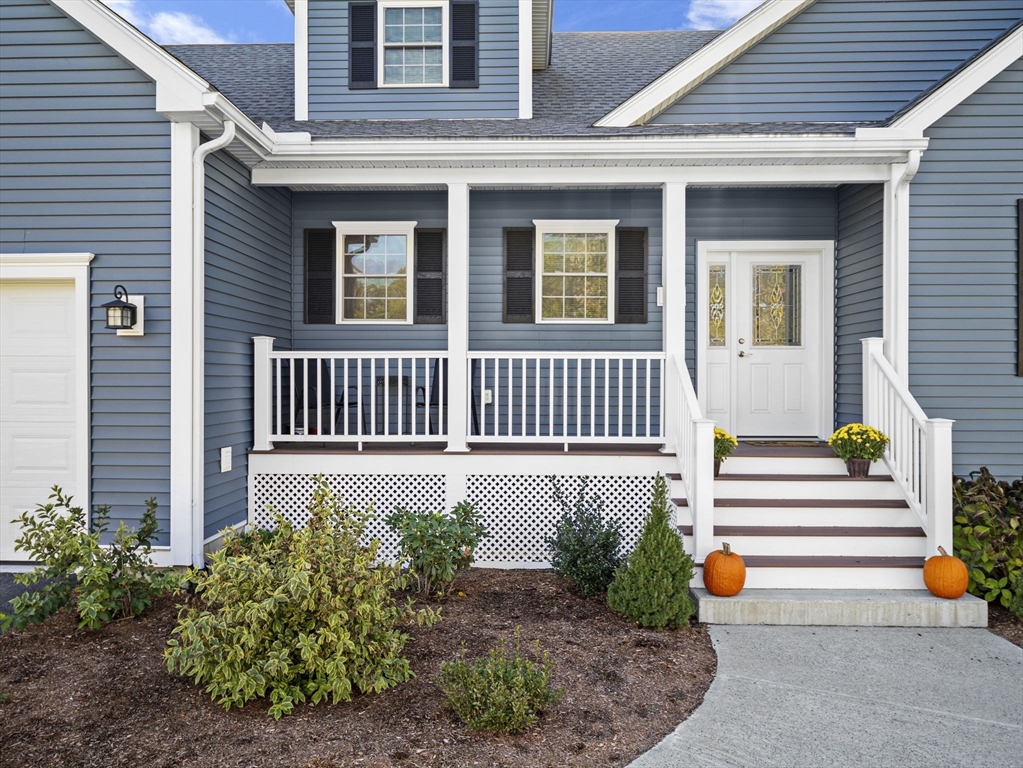 95 Hummingbird Lane, Unit 22 Groton, MA 01450 - Photo 2 of 37 Gallery Image 2