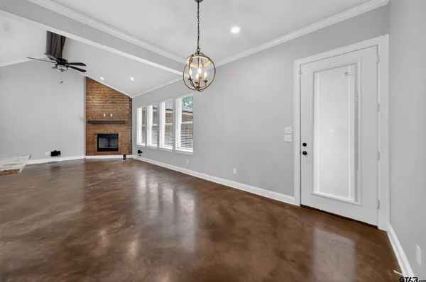 $2,600 | 18310 Timber Oaks Drive, Lindale, TX 75771