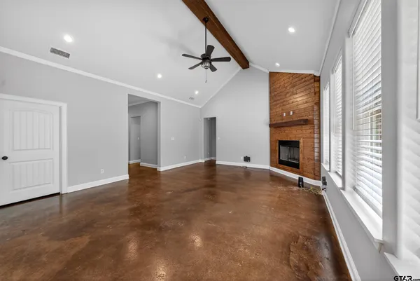 $2,600 | 18310 Timber Oaks Drive, Lindale, TX 75771