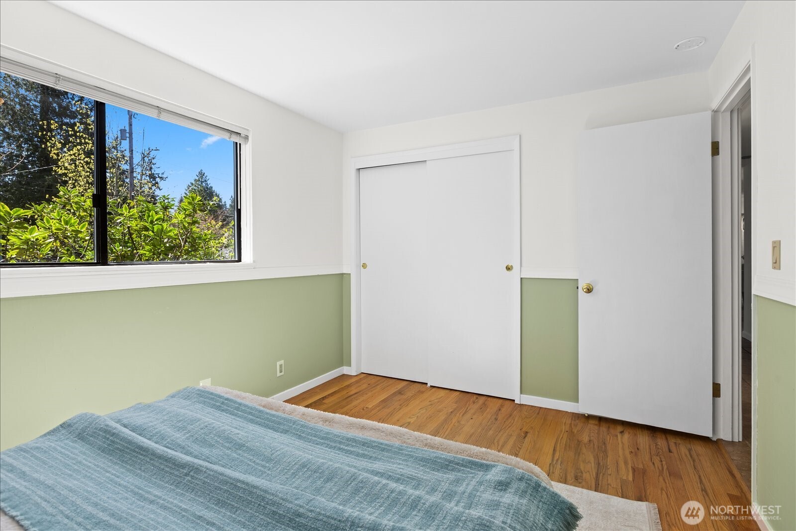 10601 242nd Place Southwest Edmonds, WA 98020 - Photo 20 of 35 a bedroom with a bed and a window