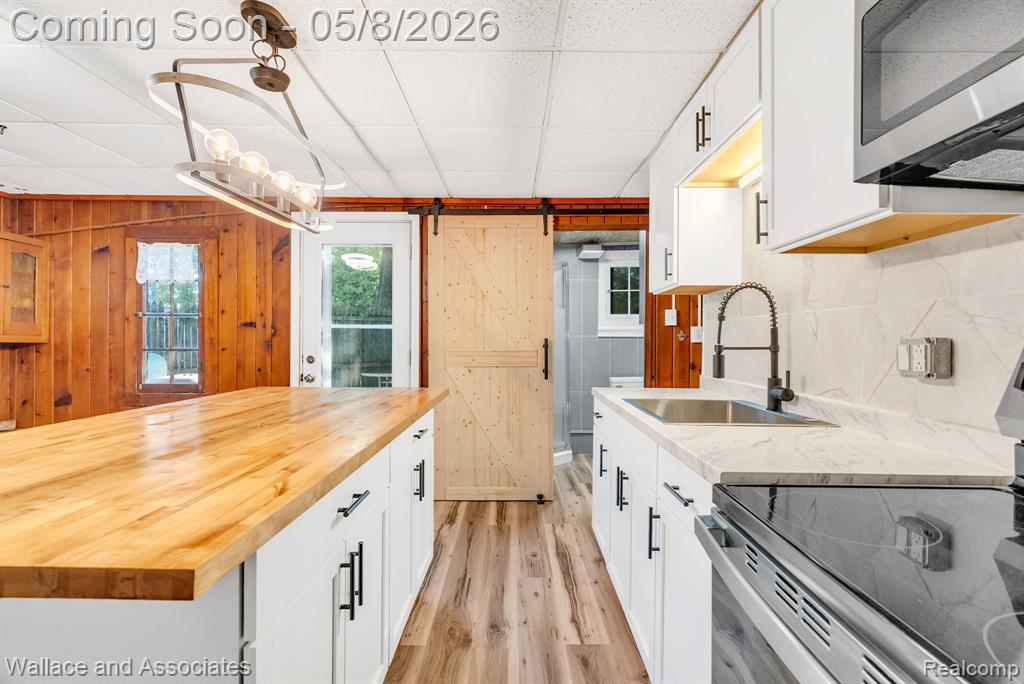 3941 Lakeshore Road Lexington, MI 48450 - Photo 14 of 24