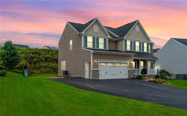 $574,900 | 108 Vista Court, Oakdale, PA 15071