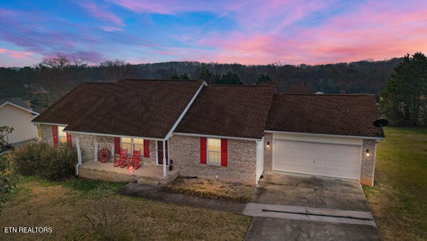 5110 Morganton Road Greenback, TN 37742 - Photo 3 of 34