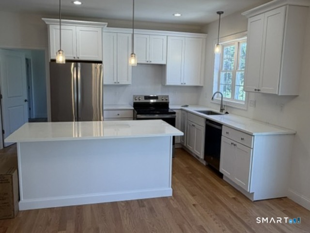 90 Applegate, Unit 190 Southington, CT 06489 - Photo 5 of 11