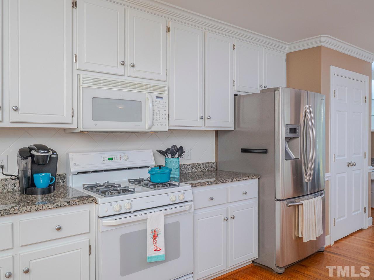 2904 Dahlgreen Road Raleigh, NC 27615 - Photo 8 of 30