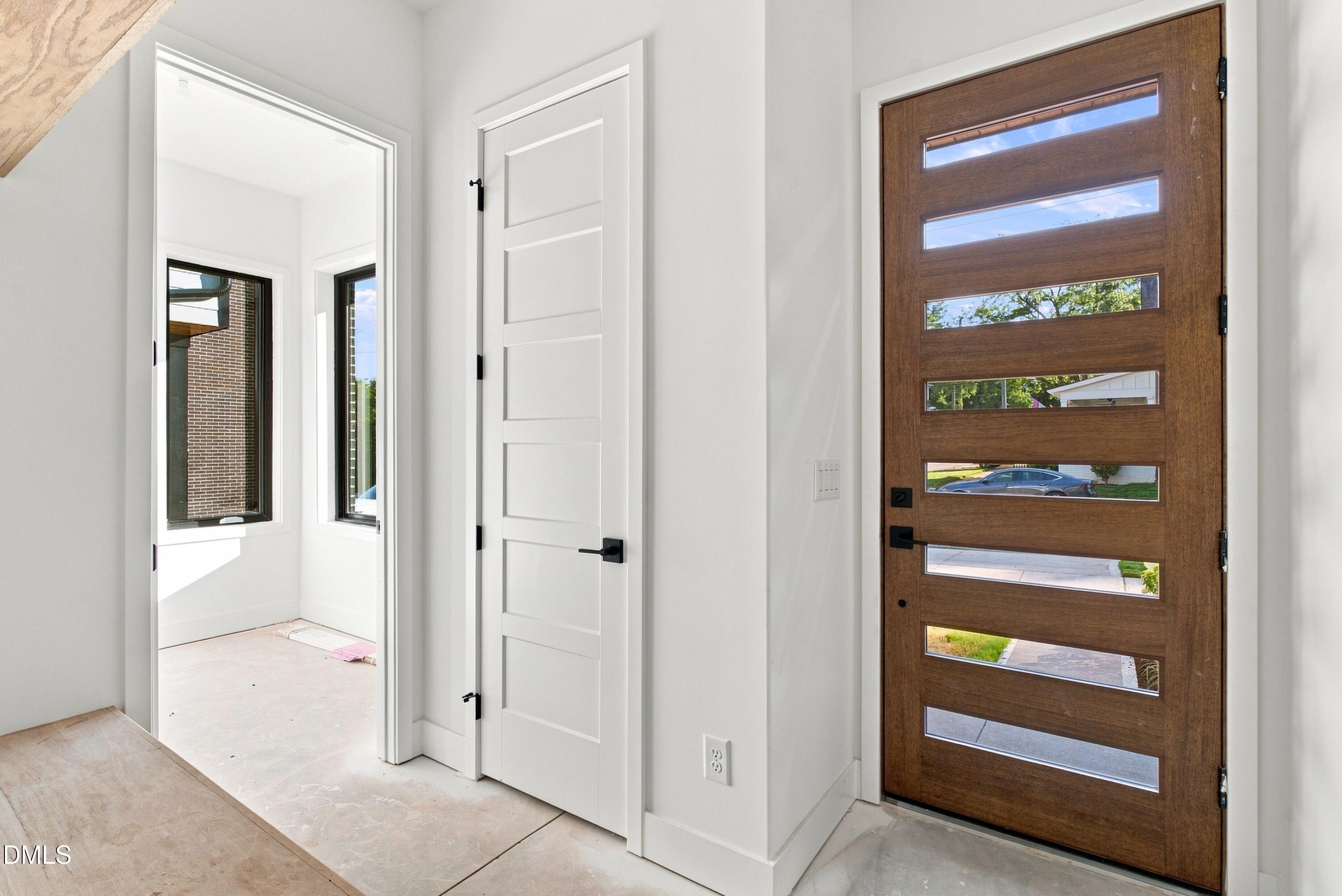 1804 Pershing Road Raleigh, NC 27608 - Photo 7 of 22 DSC_06472