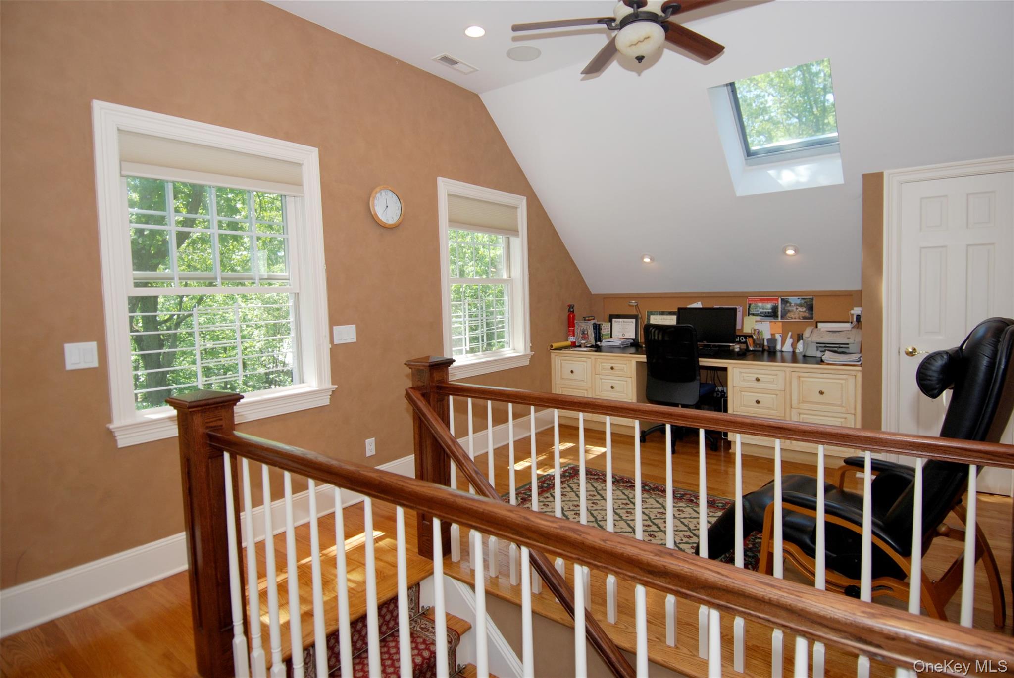 32 Country Road Mamaroneck, NY 10543 - Photo 17 of 35 3rd floor loft with family room and office areas