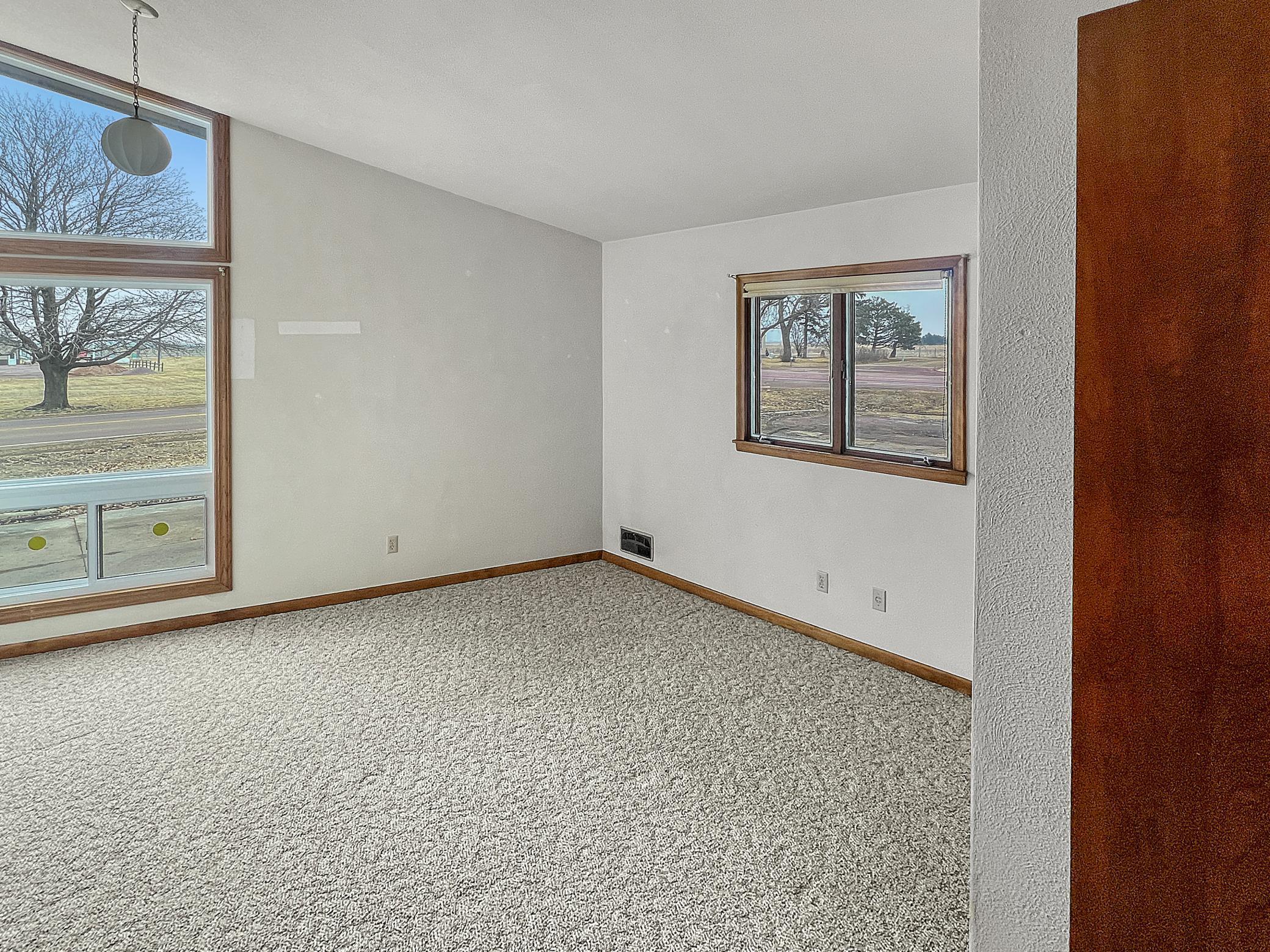 511 North Guide Street Welcome, MN 56181 - Photo 17 of 39