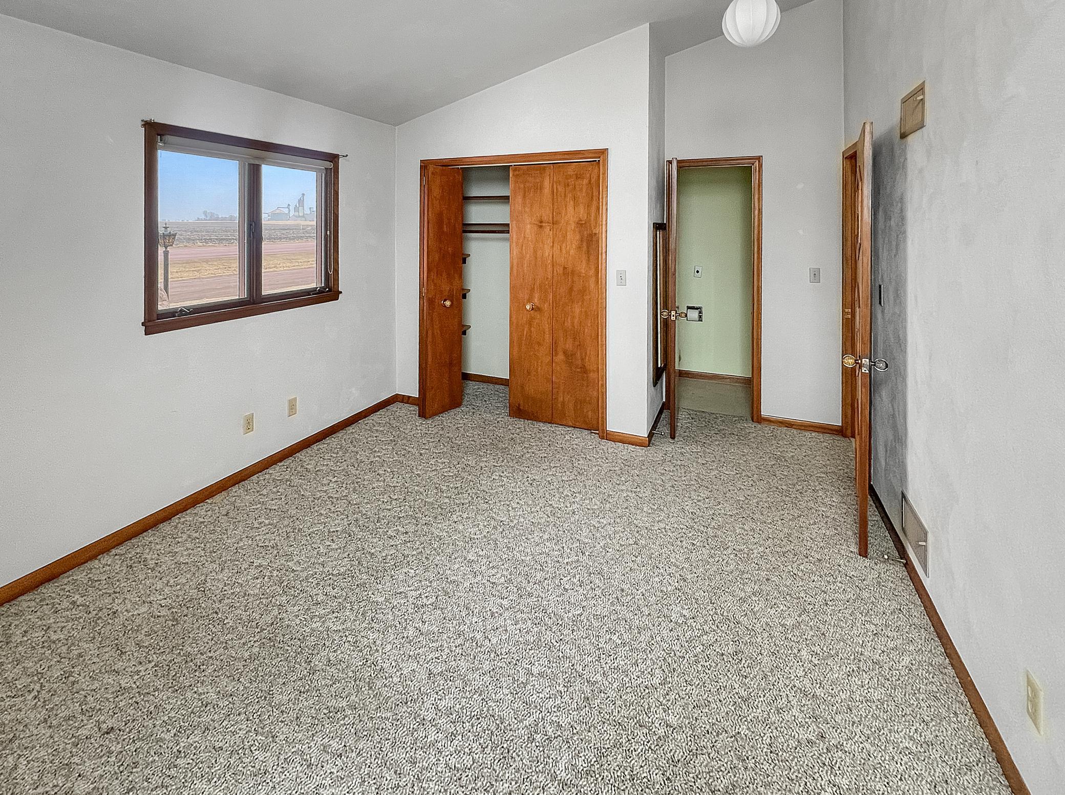 511 North Guide Street Welcome, MN 56181 - Photo 18 of 39