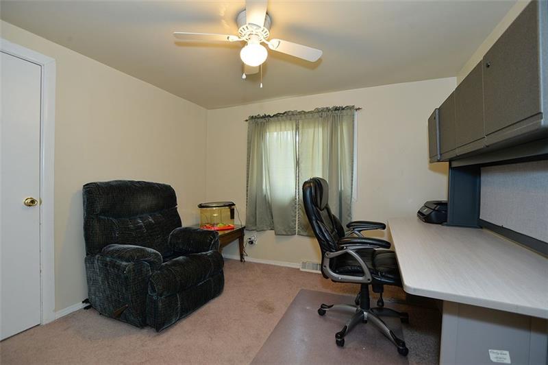 117 Landell Street Rochester, PA 15074 - Photo 12 of 19 Third bedroom currently used as an office.