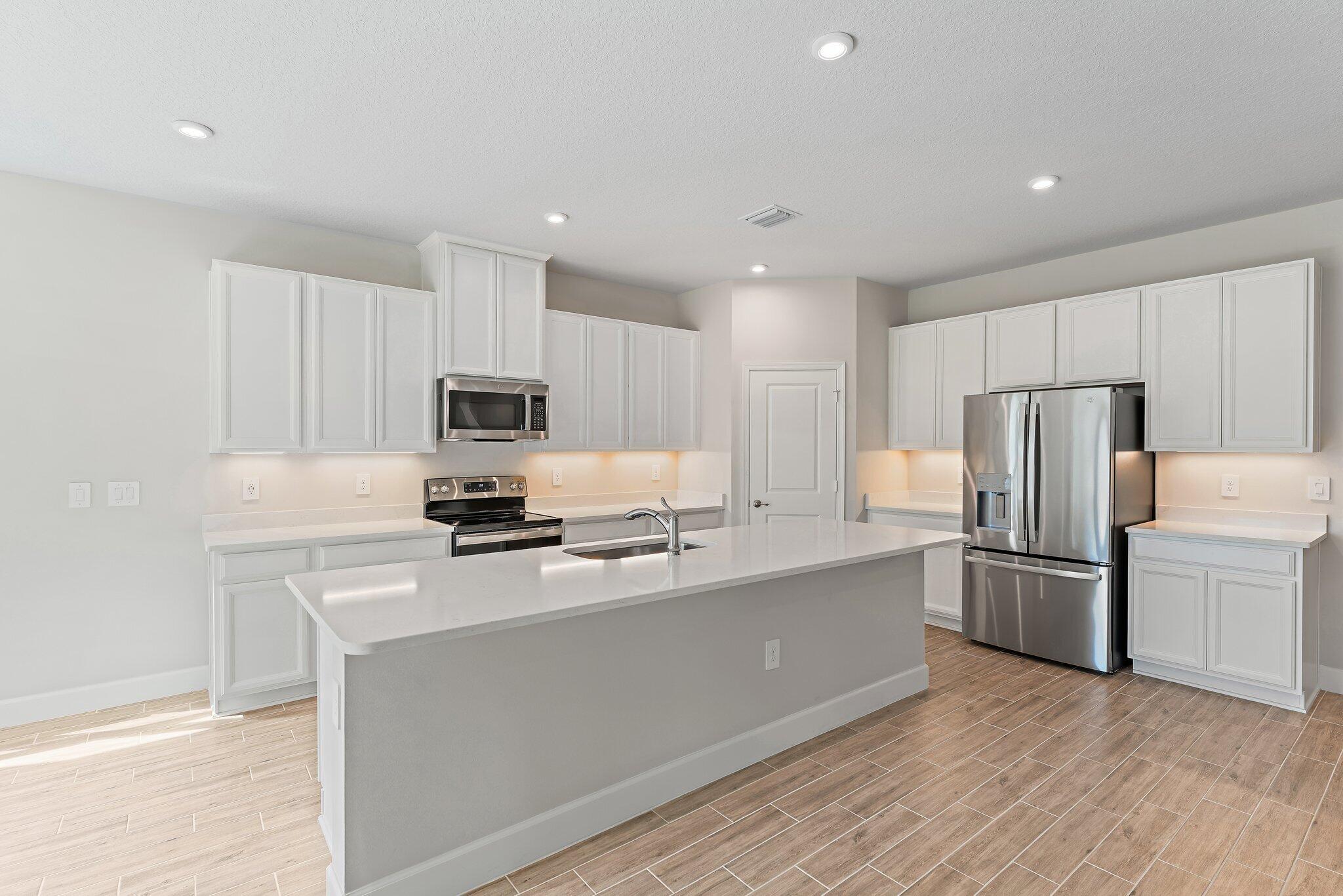 210 Southwest Pomeroy Street Stuart, FL 34997 - Photo 15 of 59 031-210SWPomeroySt-Stuart-SMALL
