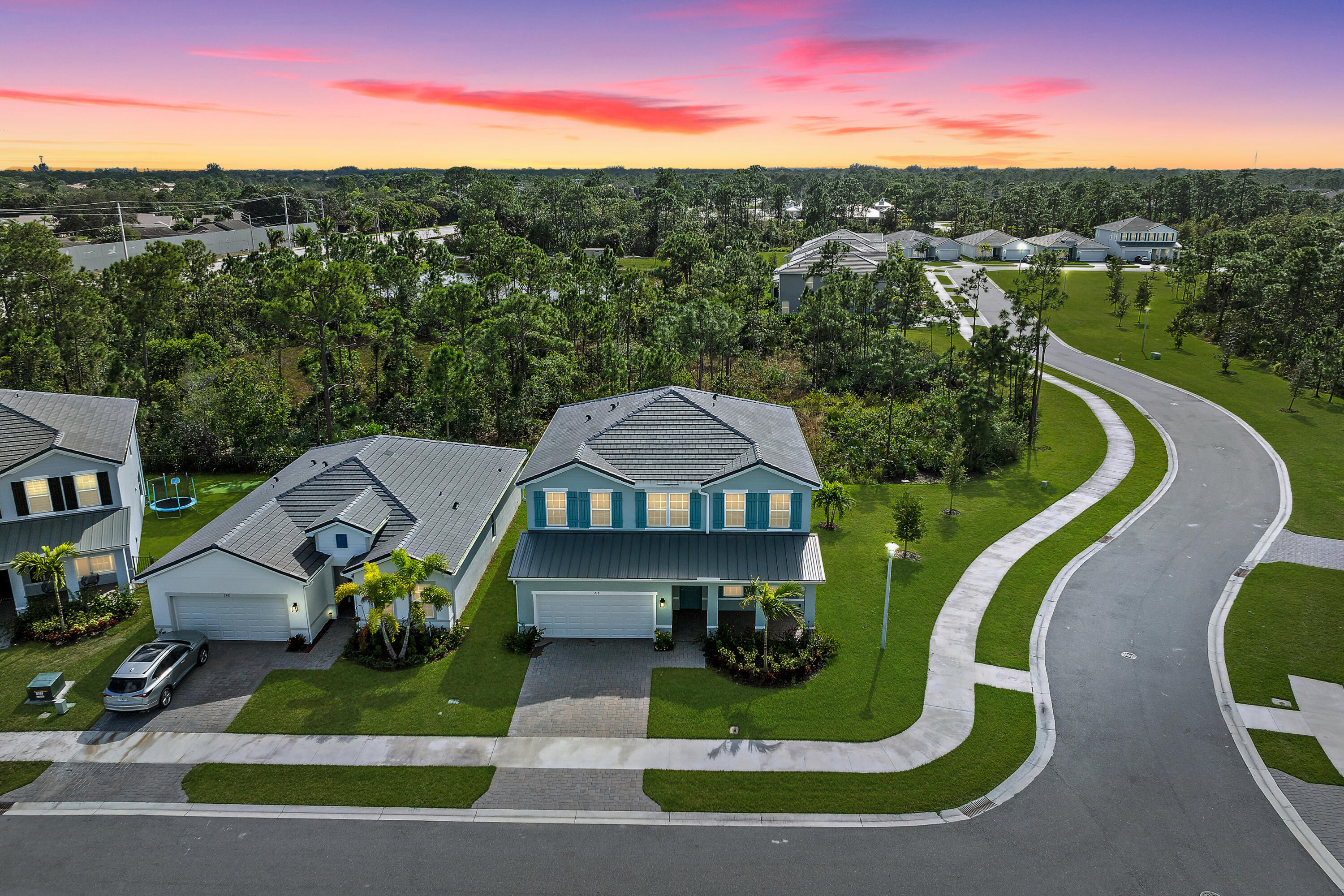 210 Southwest Pomeroy Street Stuart, FL 34997 - Photo 5 of 59 Banyan Bay Twilight 2