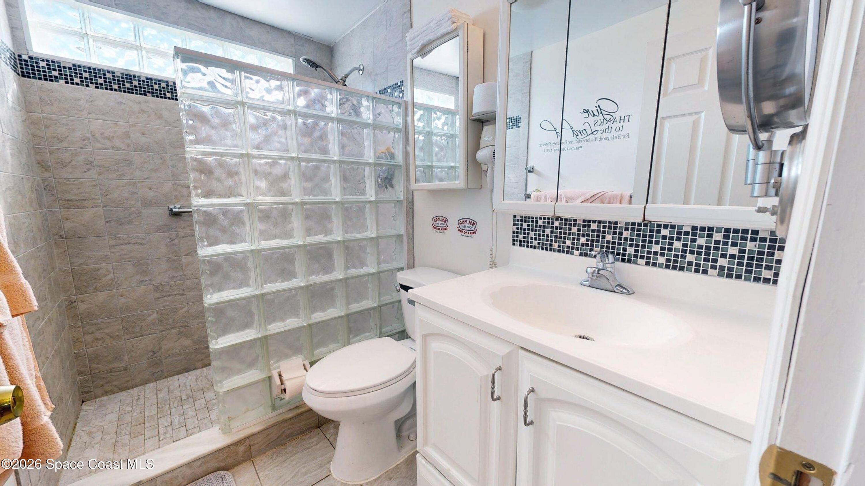 1819 Sago Palm Street Northeast Palm Bay, FL 32905 - Photo 30 of 35 4.Guest Bathroom