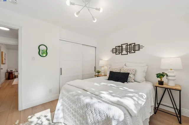 $818,000 | 5242 Miles Avenue, Unit C, Oakland, CA 94618