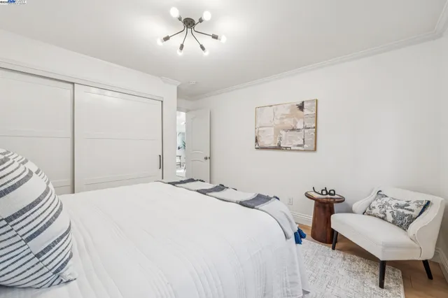 $818,000 | 5242 Miles Avenue, Unit C, Oakland, CA 94618