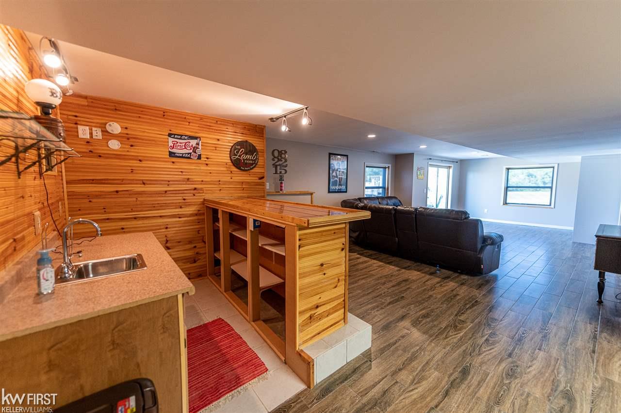 2074 South Washburn Road Davison, MI 48423 - Photo 52 of 61 50021377-61.JPG