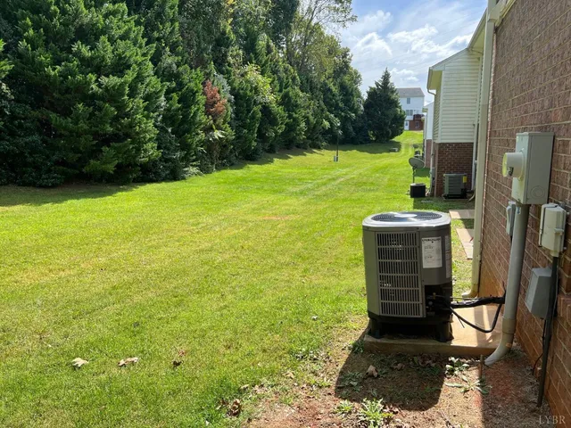 a view of a backyard with garden
