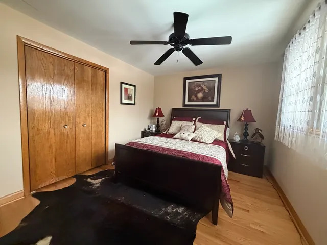 $349,900 | 6944 West 106th Place, Worth, IL 60482