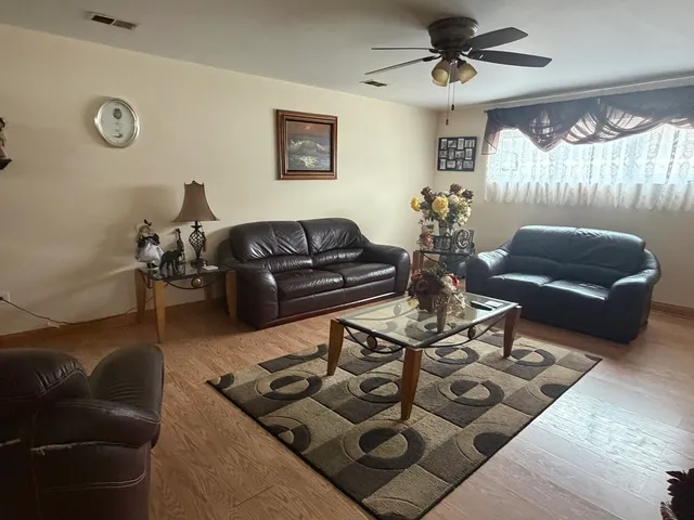 $349,900 | 6944 West 106th Place, Worth, IL 60482