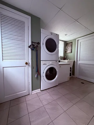 $349,900 | 6944 West 106th Place, Worth, IL 60482