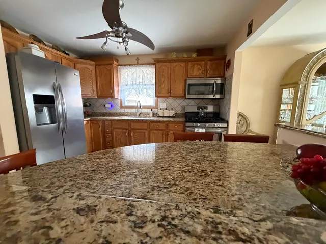 $349,900 | 6944 West 106th Place, Worth, IL 60482