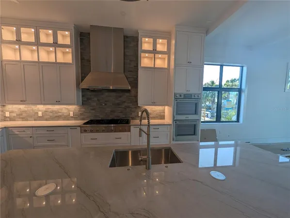 $4,950,000 | 527 Venice Lane, Sarasota, FL 34242