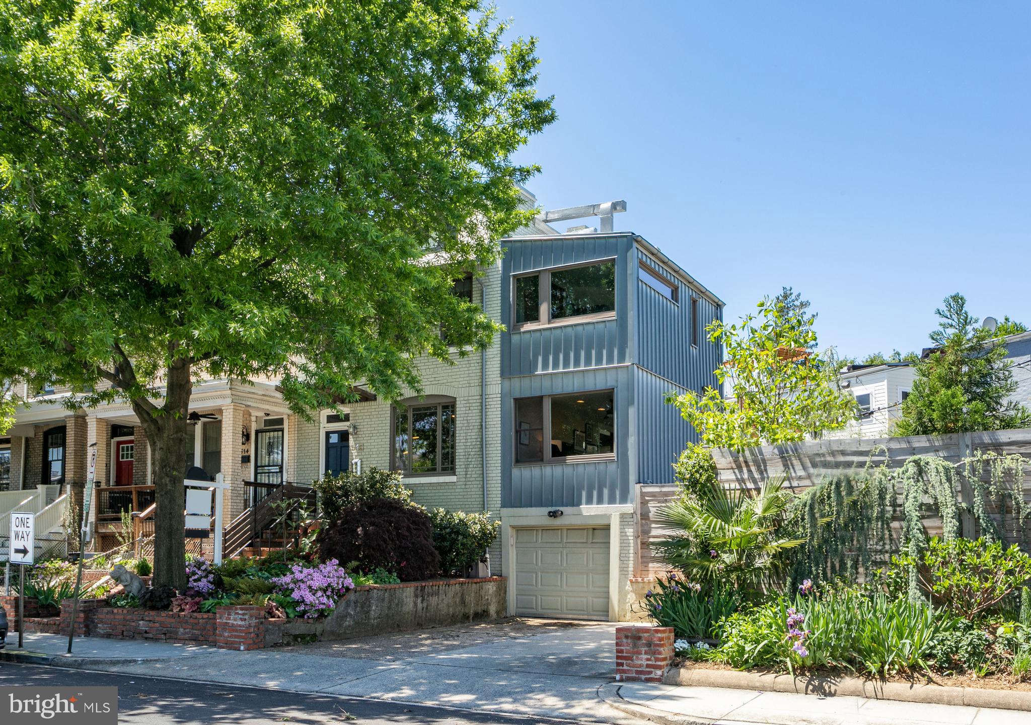 516 15th Street Northeast Washington, DC 20002 - Photo 1 of 46