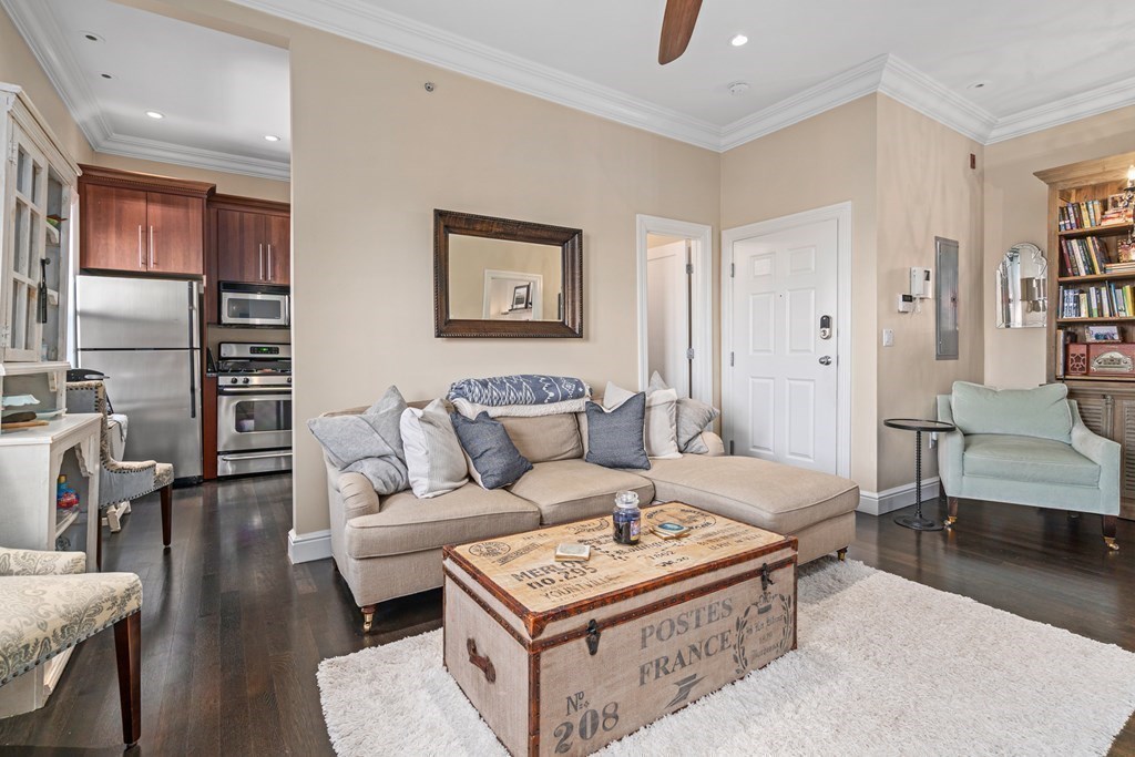 52 Cooper Street, Unit 9 Boston, MA 02113 - Photo 8 of 15 Gallery Image 8
