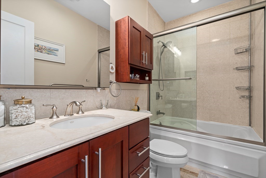52 Cooper Street, Unit 9 Boston, MA 02113 - Photo 9 of 15 Gallery Image 9