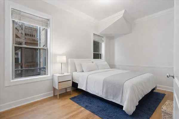 $749,500 | 4950 North Winchester Avenue, Unit 1, Chicago, IL 60640