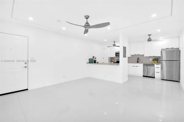$2,050 | 770 Southeast 2nd Avenue, Unit B216, Deerfield Beach, FL 33441