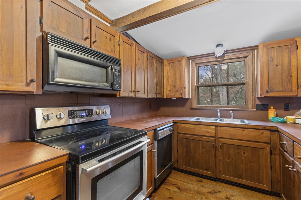 1607 Sharon Lane Austin, TX 78703 - Photo 9 of 35