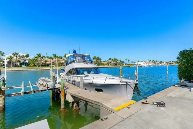 $4,695,000 | 6549 Southeast South Marina Way, Stuart, FL 34996