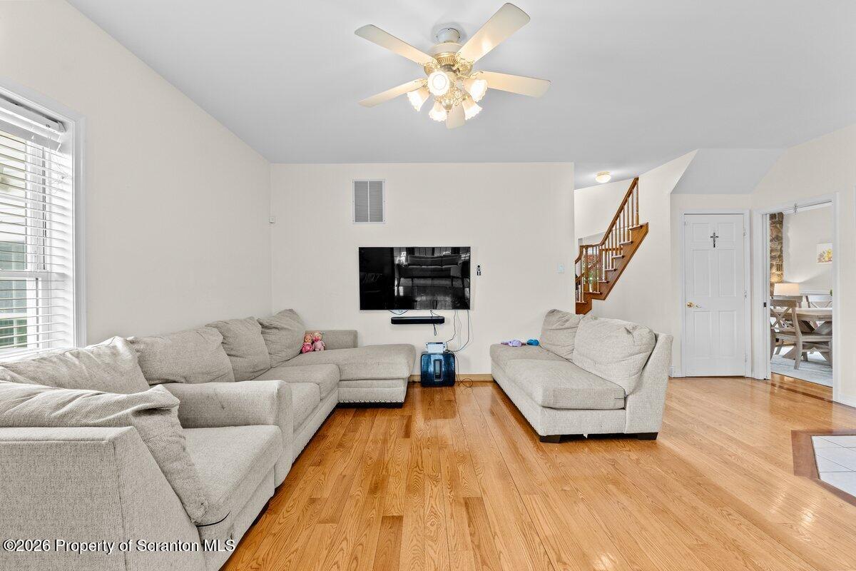 925 Parkview Road Moscow, PA 18444 - Photo 16 of 27 DSC06993