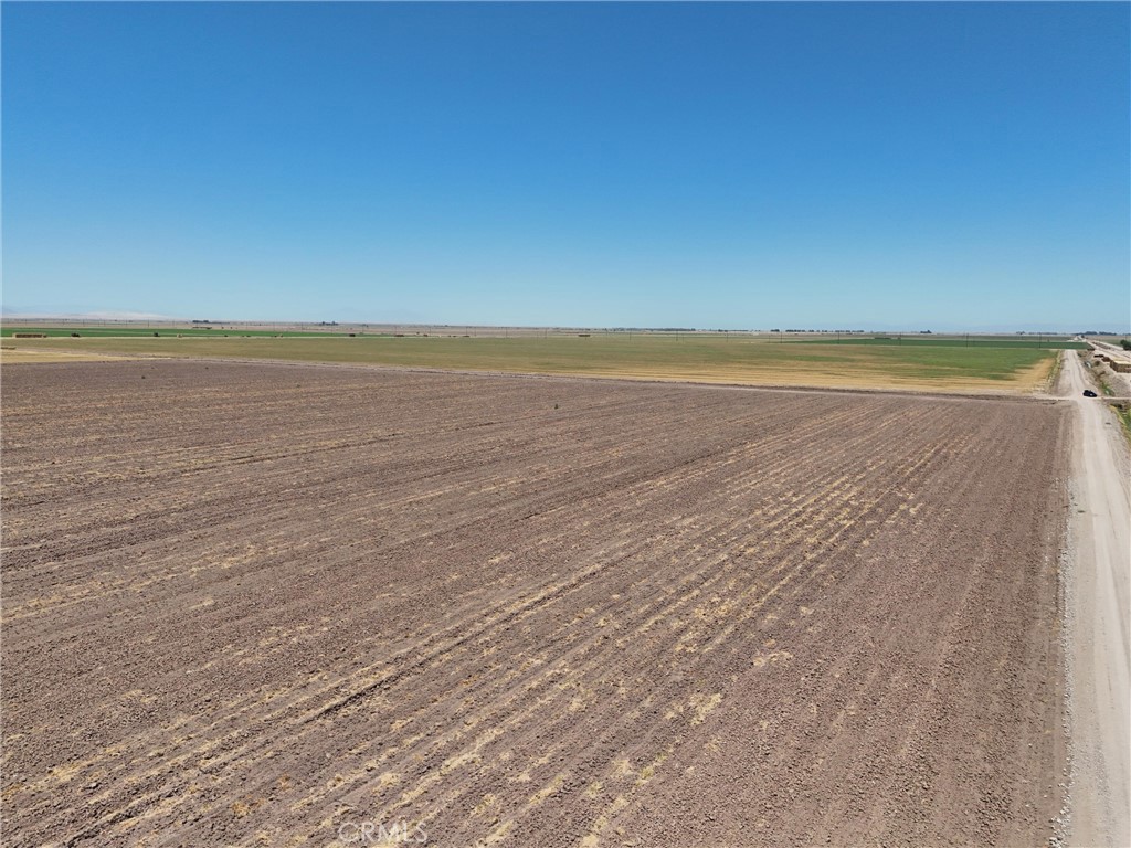 125 Wienert Road Imperial, CA 92251 - Photo 17 of 18 a view of an ocean and beach