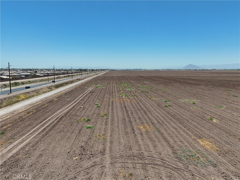 125 Wienert Road Imperial, CA 92251 - Photo 7 of 18 a view of an ocean beach and mountain