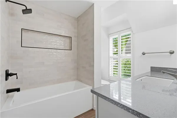 $225,000 | 7709 West 102nd Street, Overland Park, KS 66212
