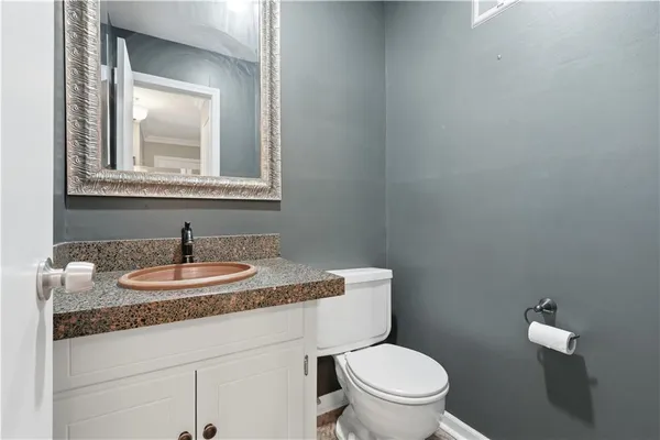 $225,000 | 7709 West 102nd Street, Overland Park, KS 66212