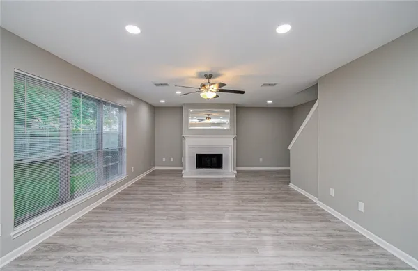 $2,625 | 2005 Village Park Drive, Missouri City, TX 77489