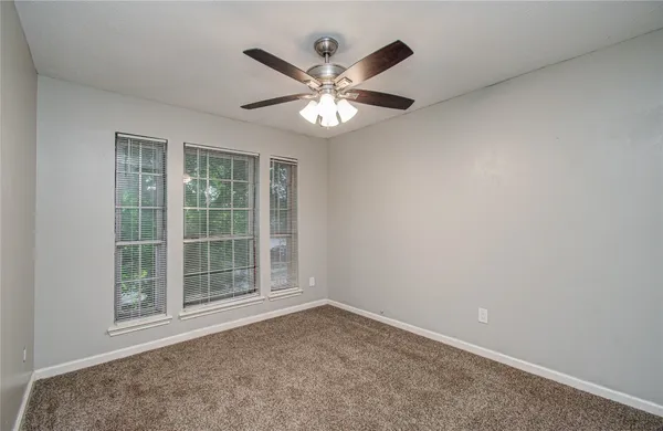 $2,625 | 2005 Village Park Drive, Missouri City, TX 77489