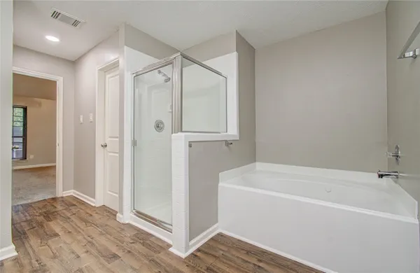 $2,625 | 2005 Village Park Drive, Missouri City, TX 77489