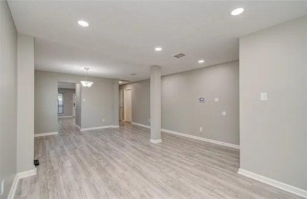 $2,625 | 2005 Village Park Drive, Missouri City, TX 77489