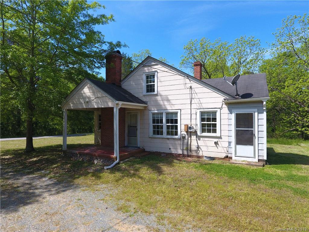 915 Stanback Ferry Road Wadesboro, NC 28170 - Photo 3 of 25 Gallery Image 3