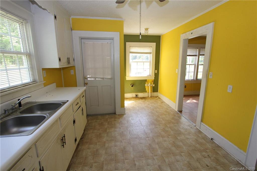915 Stanback Ferry Road Wadesboro, NC 28170 - Photo 9 of 25 Gallery Image 9