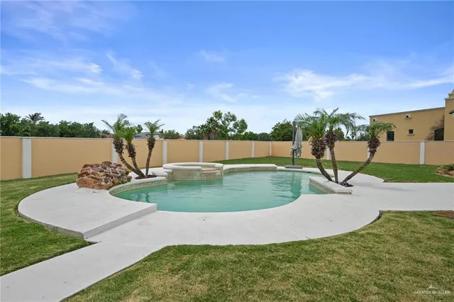 $1,100,000 | 2809 Santa Laura Street, Mission, TX 78572