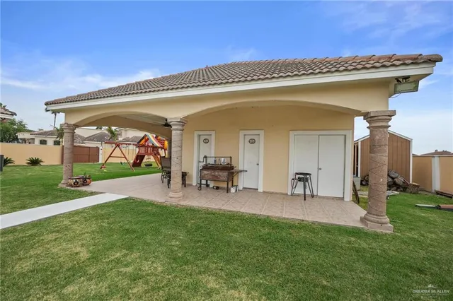 $1,100,000 | 2809 Santa Laura Street, Mission, TX 78572